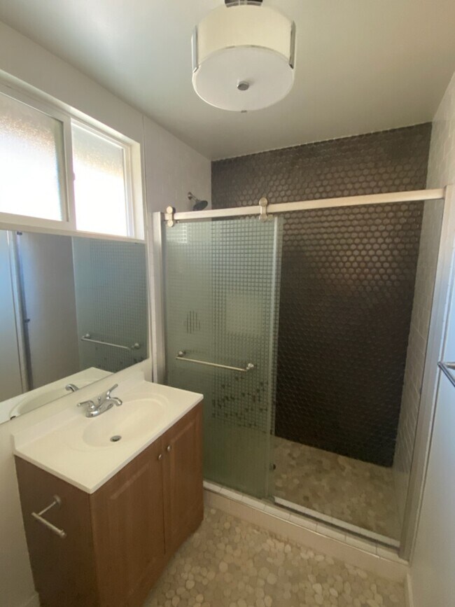 Building Photo - 13428 Friar St