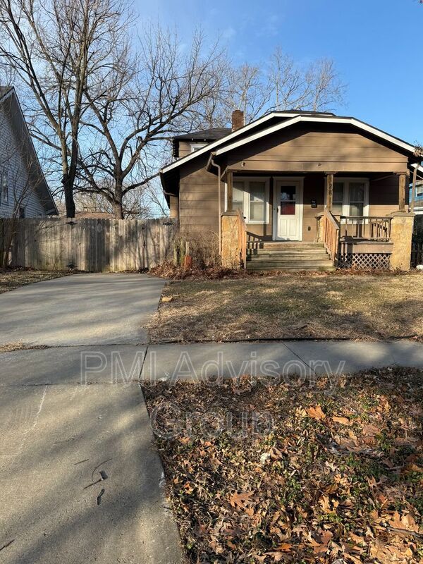 Building Photo - 1261 SW Wayne Ave