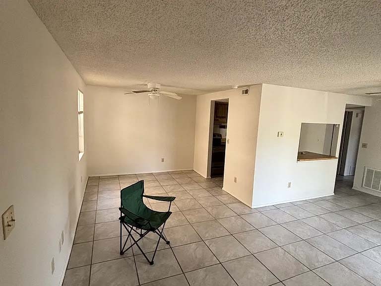 LR DR Combo - 127 Camphor Cir