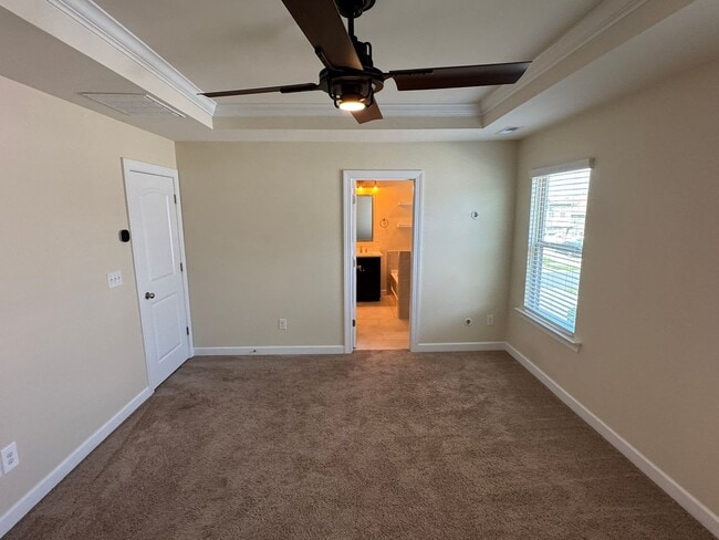Building Photo - 5722 Lachlan Hill Ln