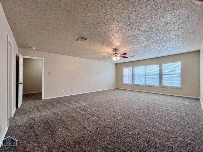 Building Photo - Bright and Inviting 2-Story home, conveniently located near to Randolph AFB and SAMMC!