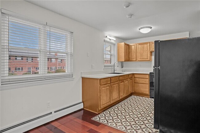 Building Photo - 70 Carroll Ave