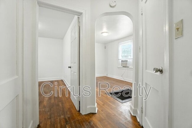 Building Photo - 1217 23rd St