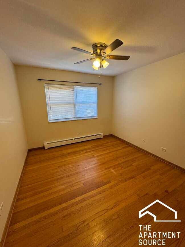 Building Photo - 3057 N Narragansett Ave
