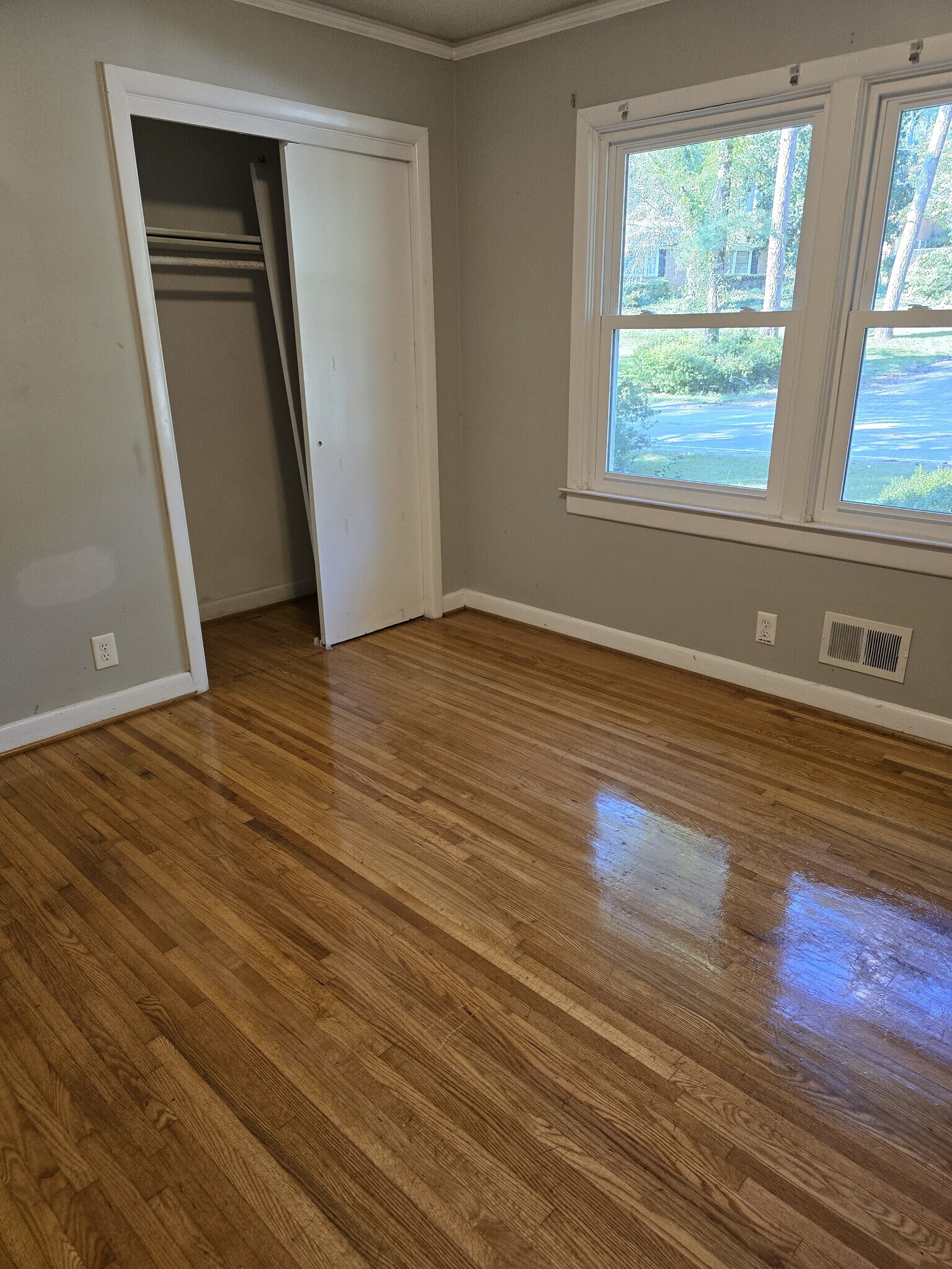 Building Photo - 700 Delverton Rd