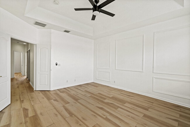 Building Photo - 5919 Walnut Park Ln