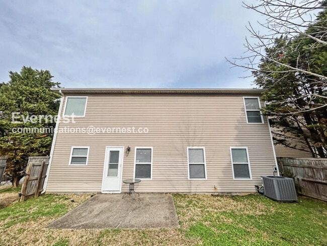 Building Photo - 3529 Juneberry Way