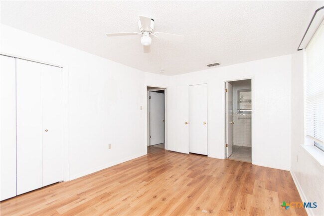 Building Photo - 119 Wolfe Rd