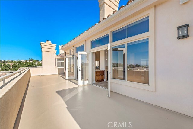 Building Photo - 138 Costa Brava
