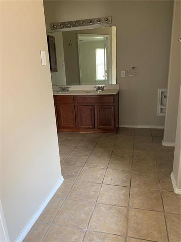 Building Photo - 1513 Heron Dr