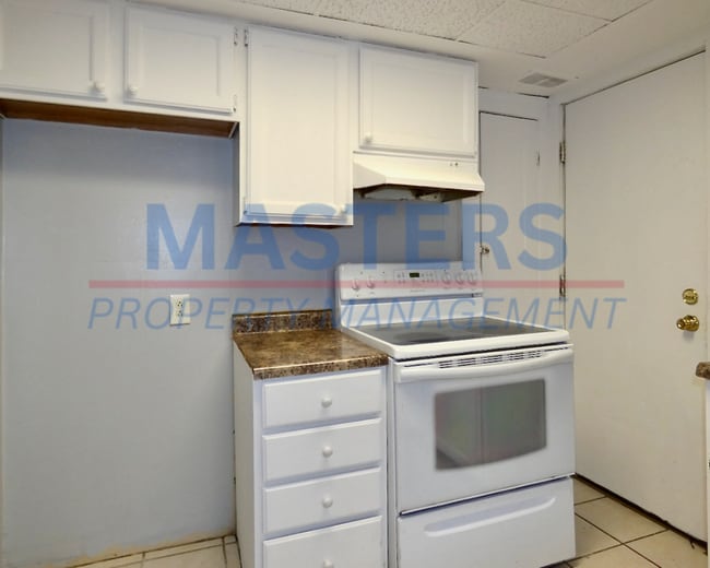 Building Photo - 1133 Parkside Blvd