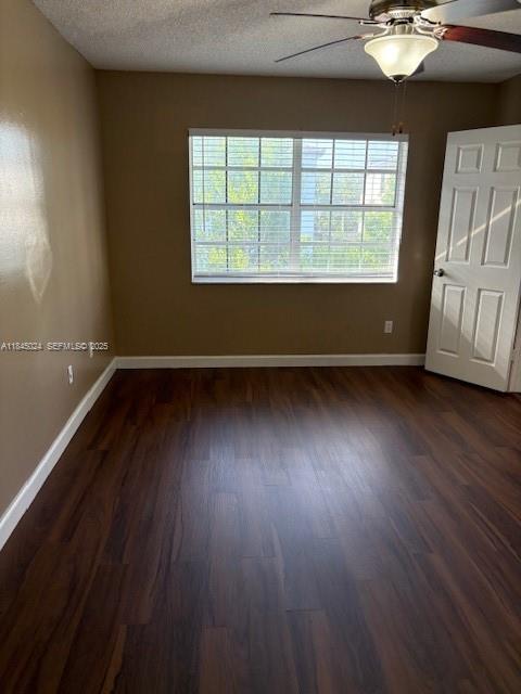 Building Photo - 426 NE 210th Cir Terrace