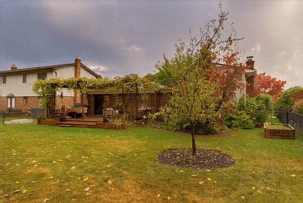 Building Photo - 43120 Hanford Rd