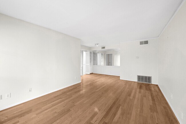 Building Photo - 800 Post Oak Blvd