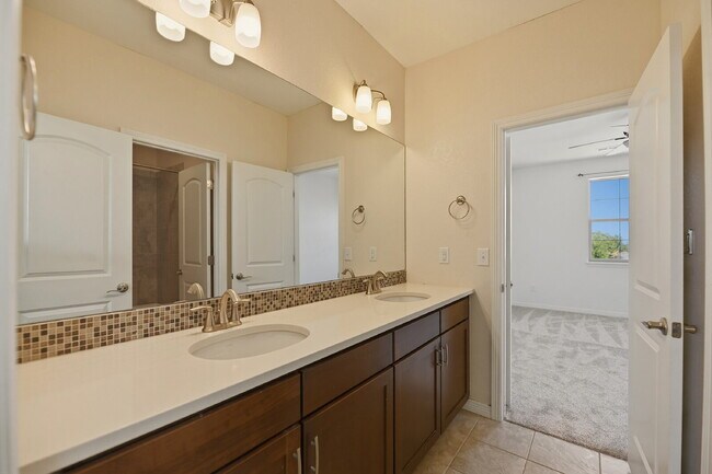 Building Photo - $4,340.95, 5 Beds - 3.5 Bath, Single Family Home in Broomfield with Pool Access!
