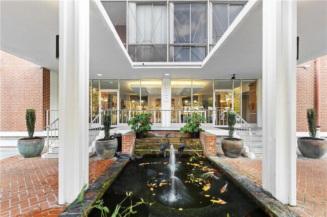 Building Photo - 130 26th St NW