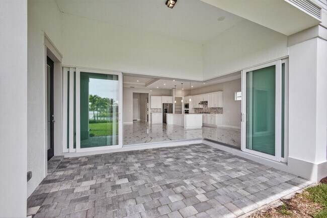 Building Photo - 10904 Stellar Cir