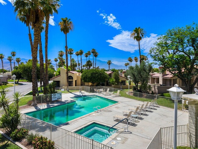 Building Photo - 41612 Aventine Ct