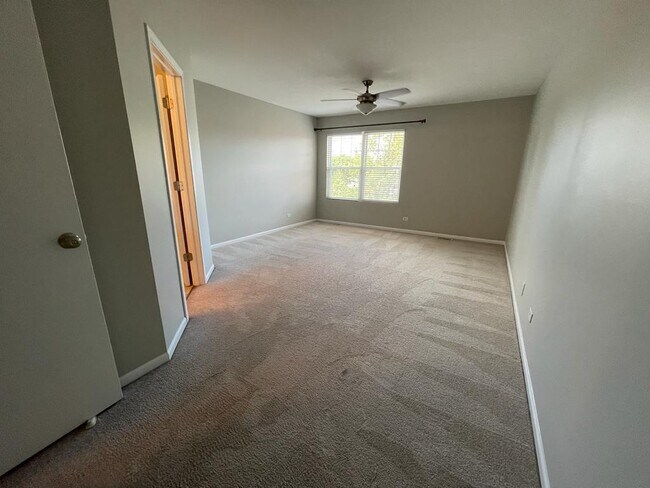 Building Photo - 3915 Granite Ct