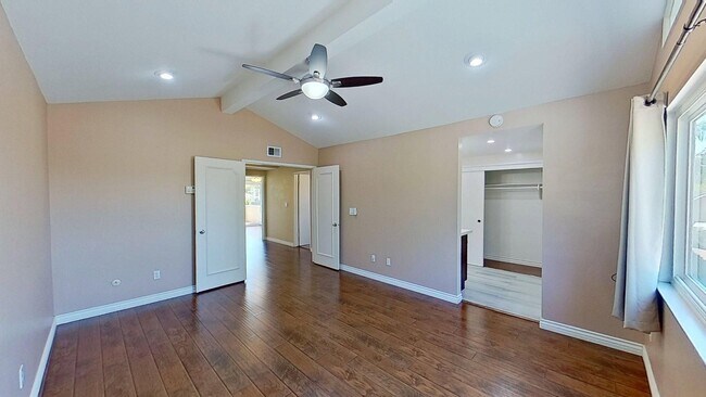 Building Photo - 1825 Celeste Ln
