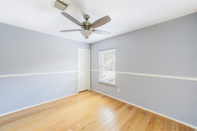Building Photo - 2115 Sherbrook Park Ln