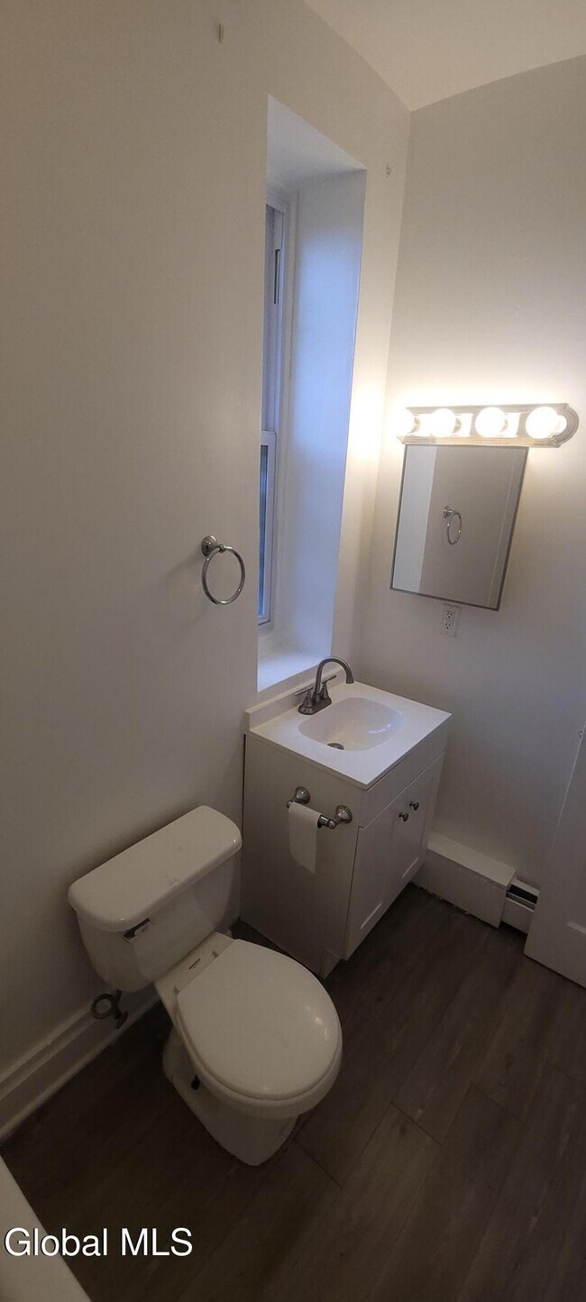 Building Photo - 9 St Joseph's Terrace