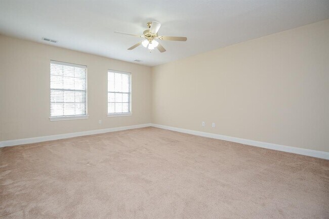 Building Photo - 17407 Widmore Pl