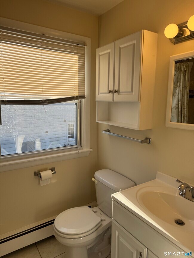 Building Photo - 855 Black Rock Tpke