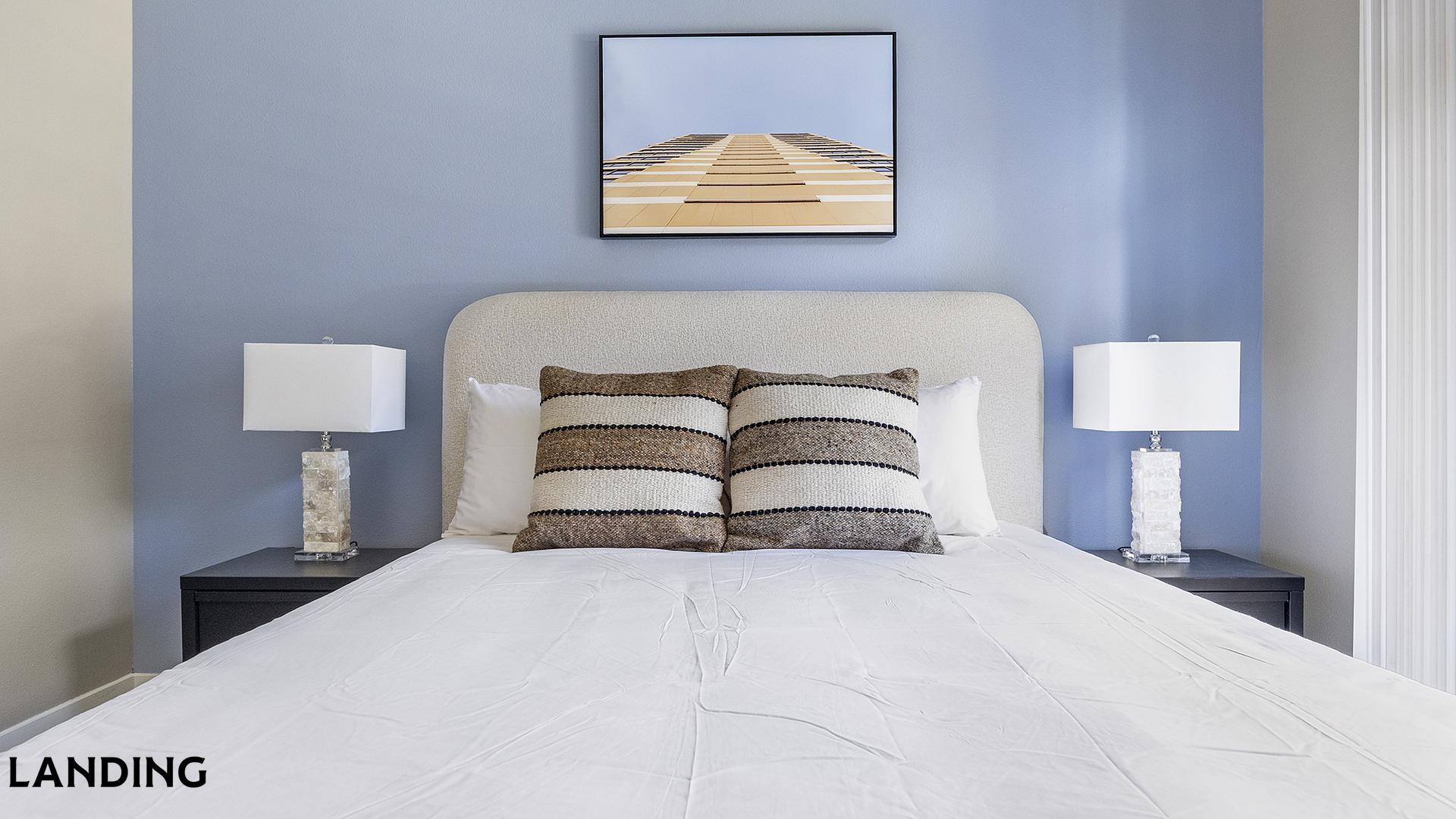 Building Photo - 1000 S Broadway