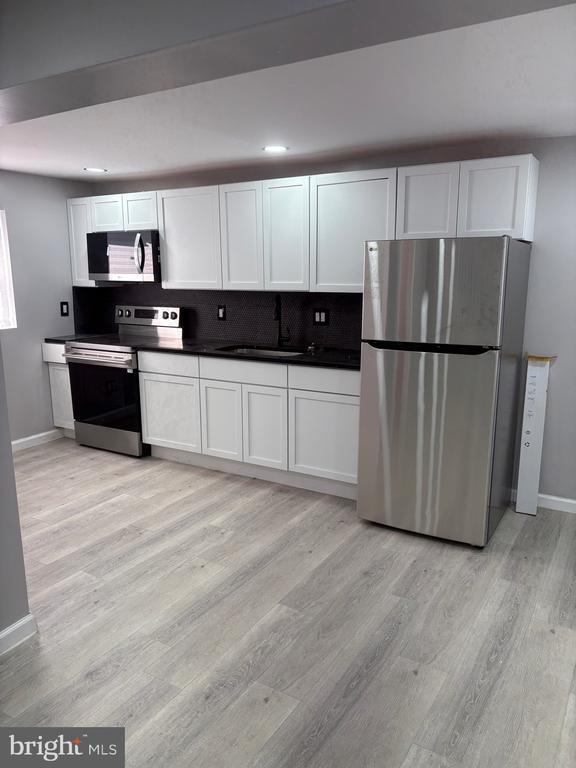 Building Photo - 220 N 9th St