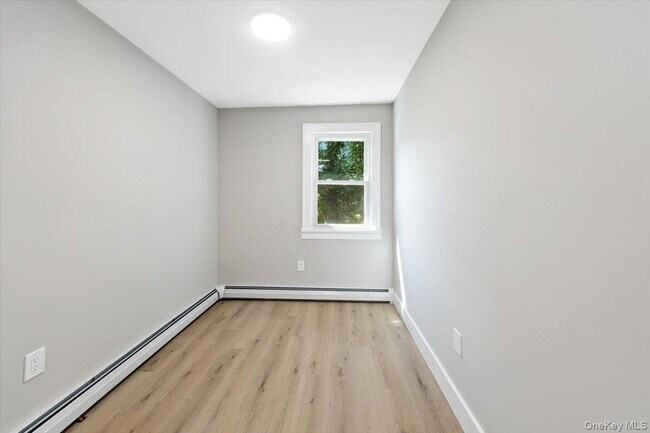 Building Photo - 60 Leroy Ave