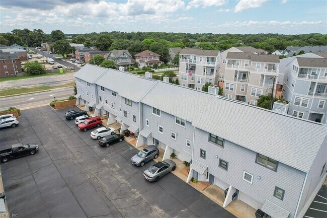 Building Photo - 2100 E Ocean View Ave