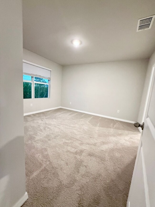 Building Photo - New Villa in Sea Cove