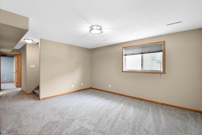 Building Photo - 2124 58th Ave S