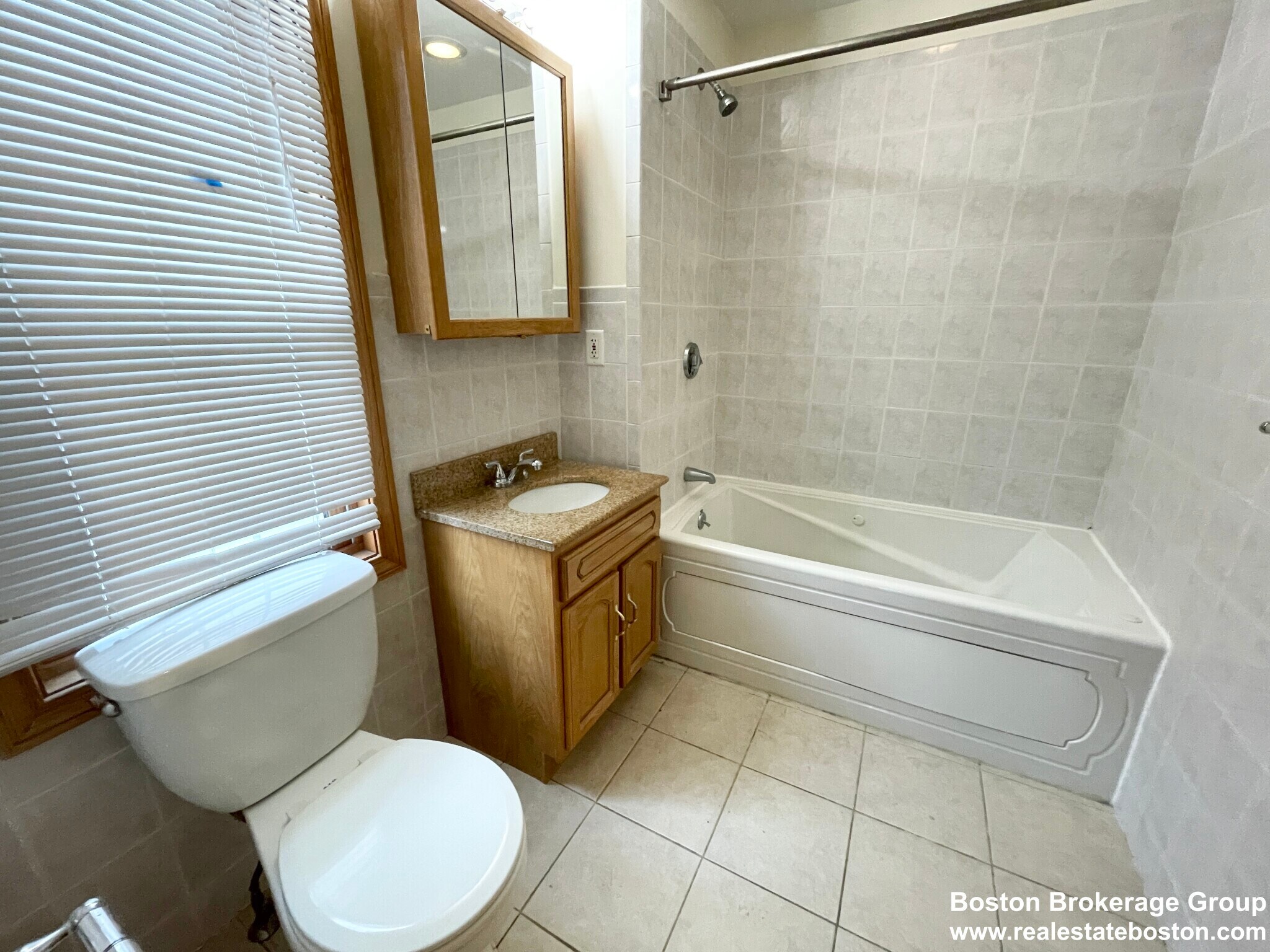 Building Photo - 241 W 3rd St