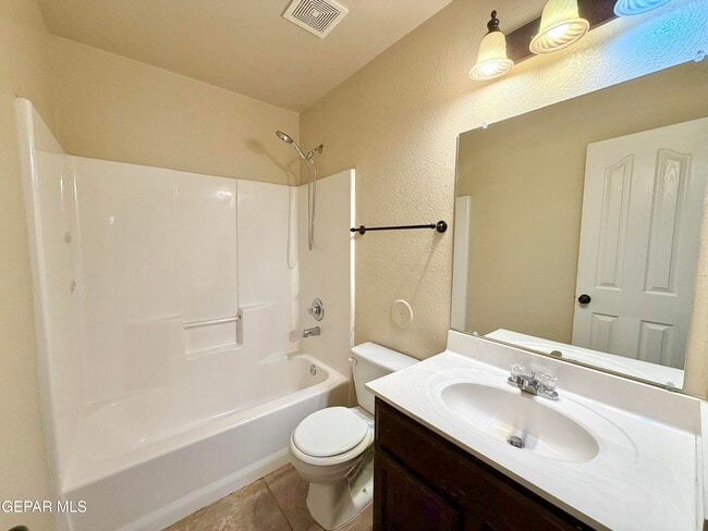 Building Photo - 14213 Ranier Point Dr