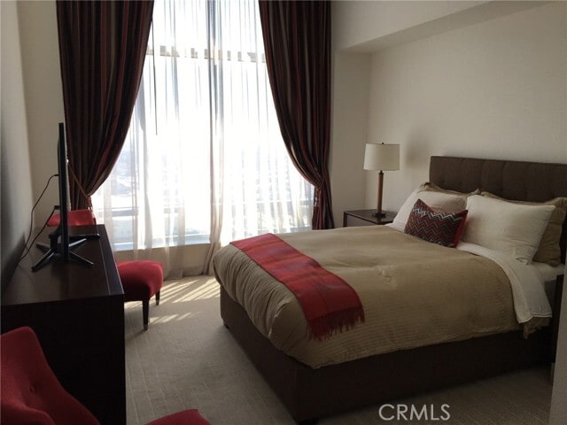 Building Photo - 900 W Olympic Blvd