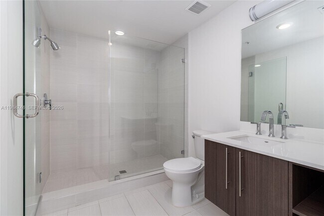 Building Photo - 7661 NW 107th Ave