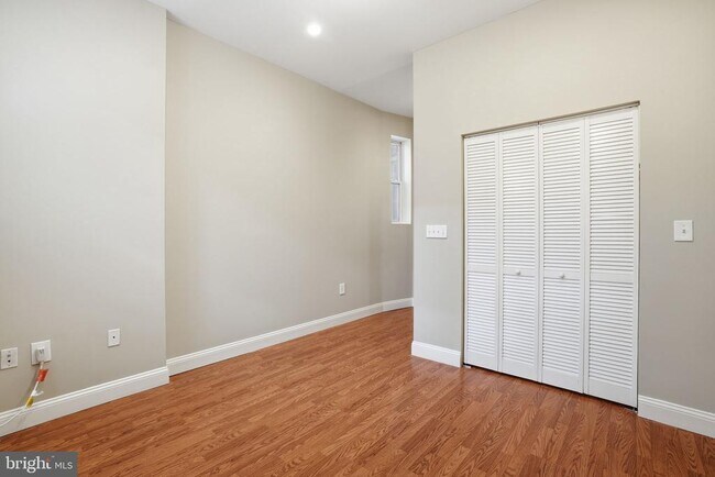 Building Photo - 1440 Fairmont St NW