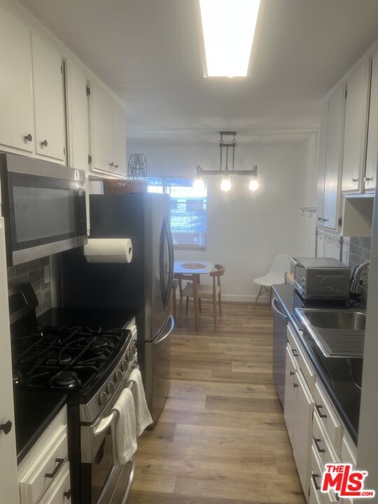 Building Photo - 3645 Westwood Blvd