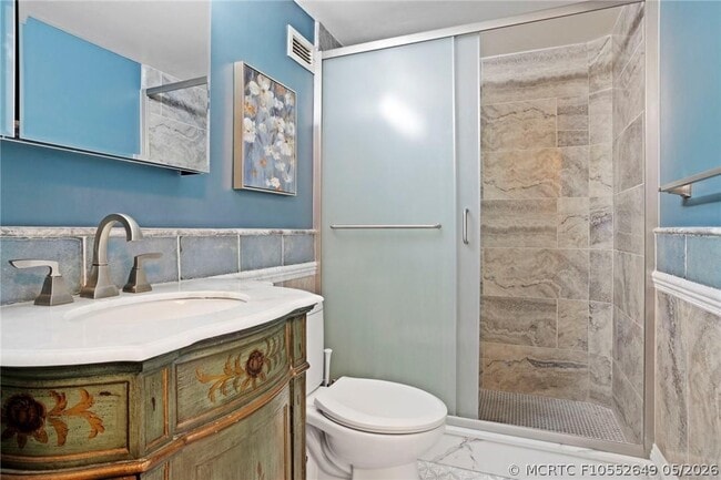 Building Photo - 3725 S Ocean Dr