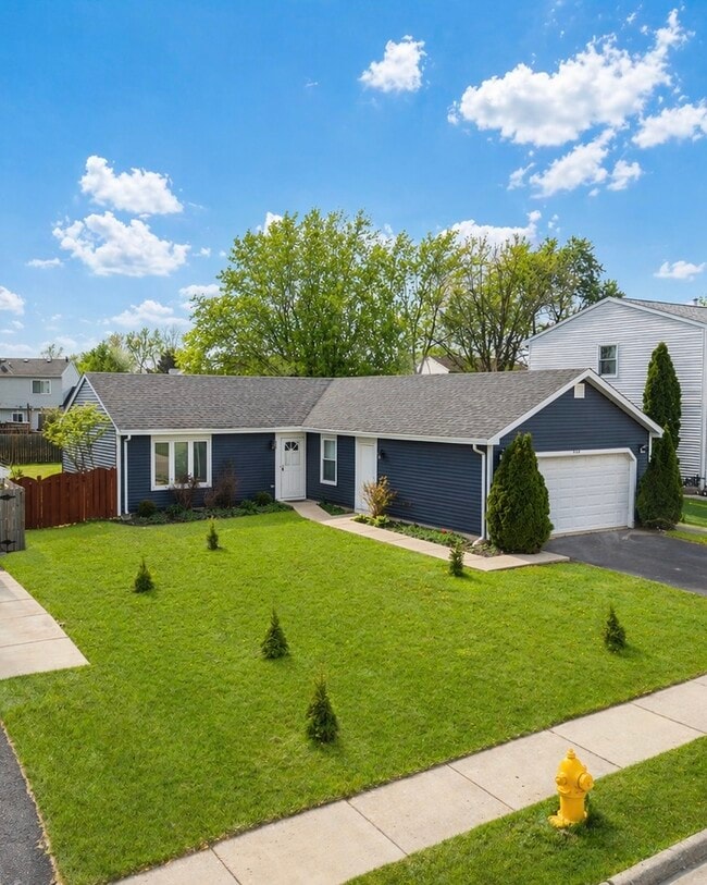 Building Photo - 828 Huron Ct