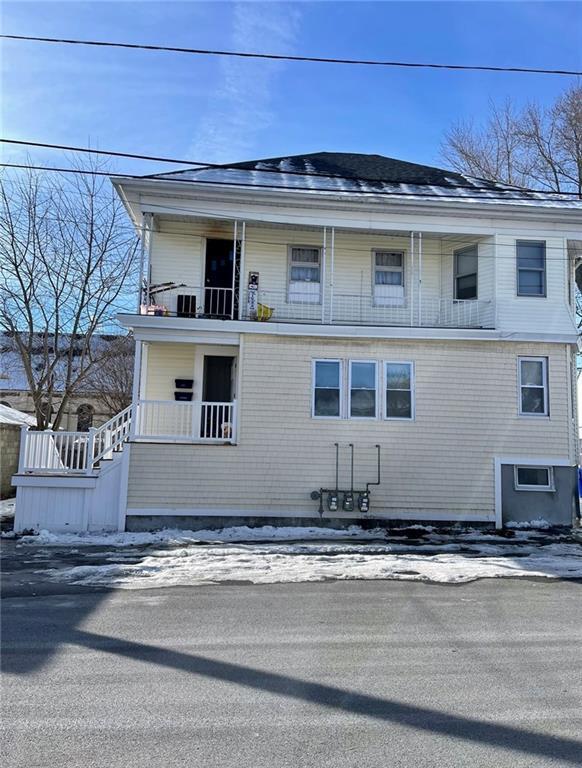 Building Photo - 44 Maple Ave