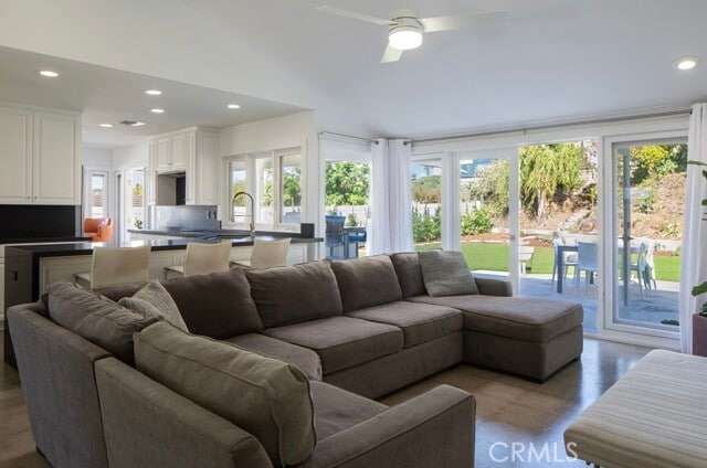 Building Photo - 1500 Seacrest Dr