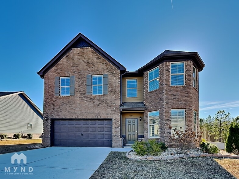 Primary Photo - 409 Atlas Ct