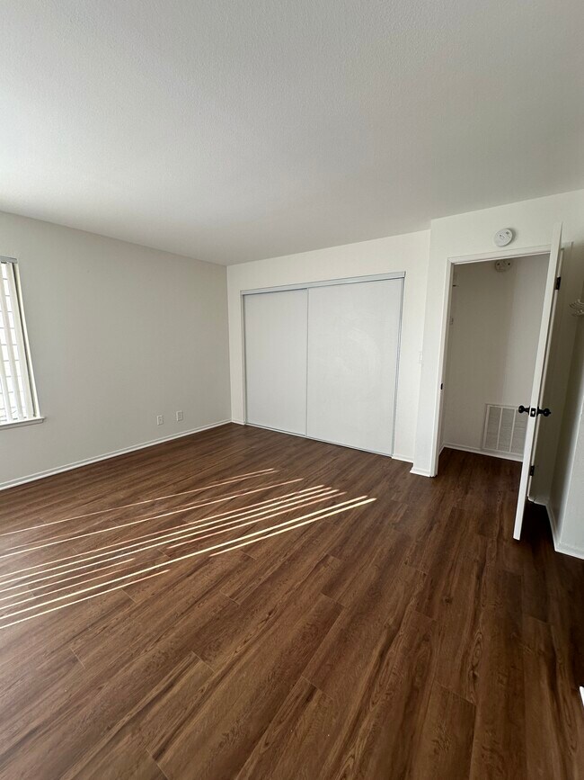 Building Photo - 43379 Martini Ct