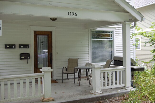 Primary Photo - 1106 Ohio St
