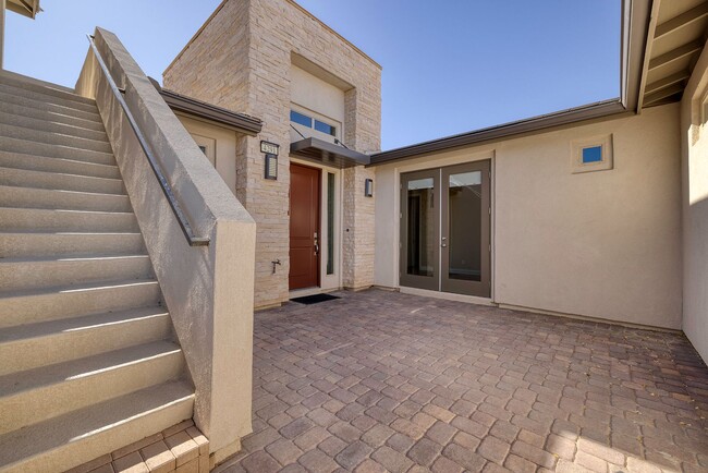 Building Photo - Exclusive Guard Gated - 55 + Community in ...