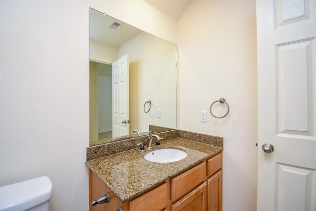 Building Photo - 2612 Starboard Point Dr