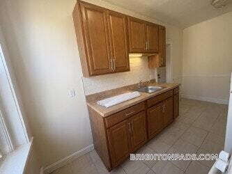 Building Photo - 131 Washington St